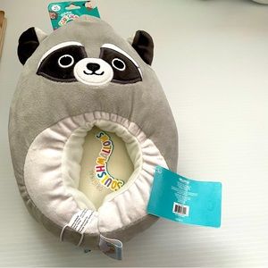 Squish, mellow rock, and slippers